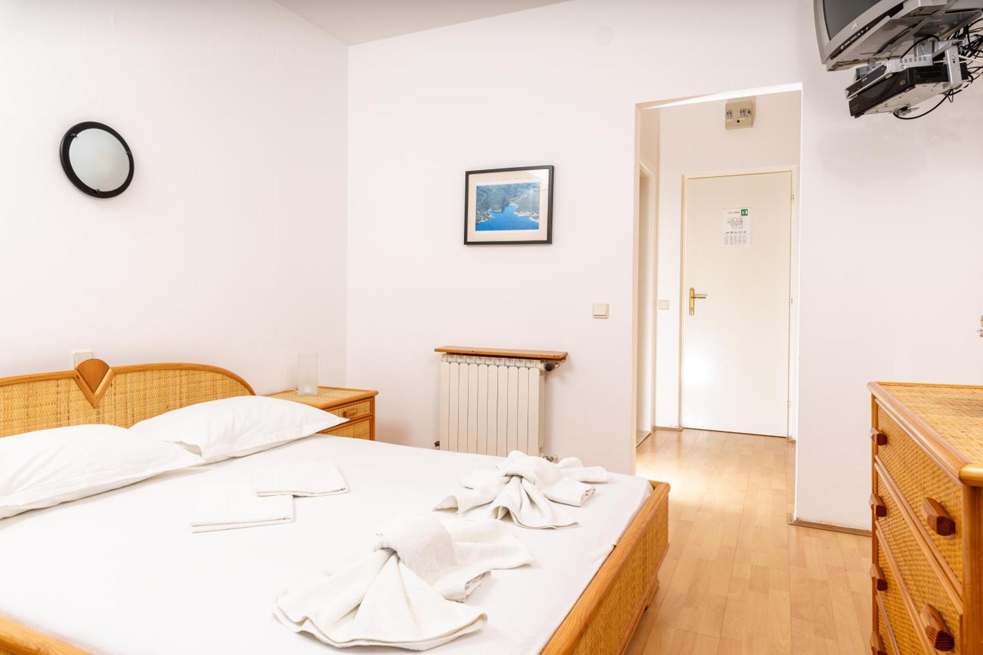 Hotel Timun Gdinj المظهر الخارجي الصورة