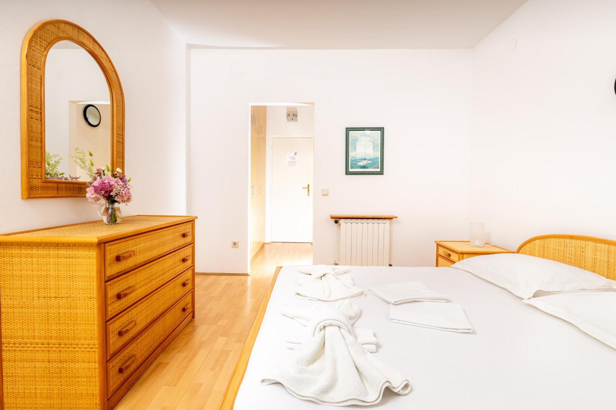 Hotel Timun Gdinj المظهر الخارجي الصورة