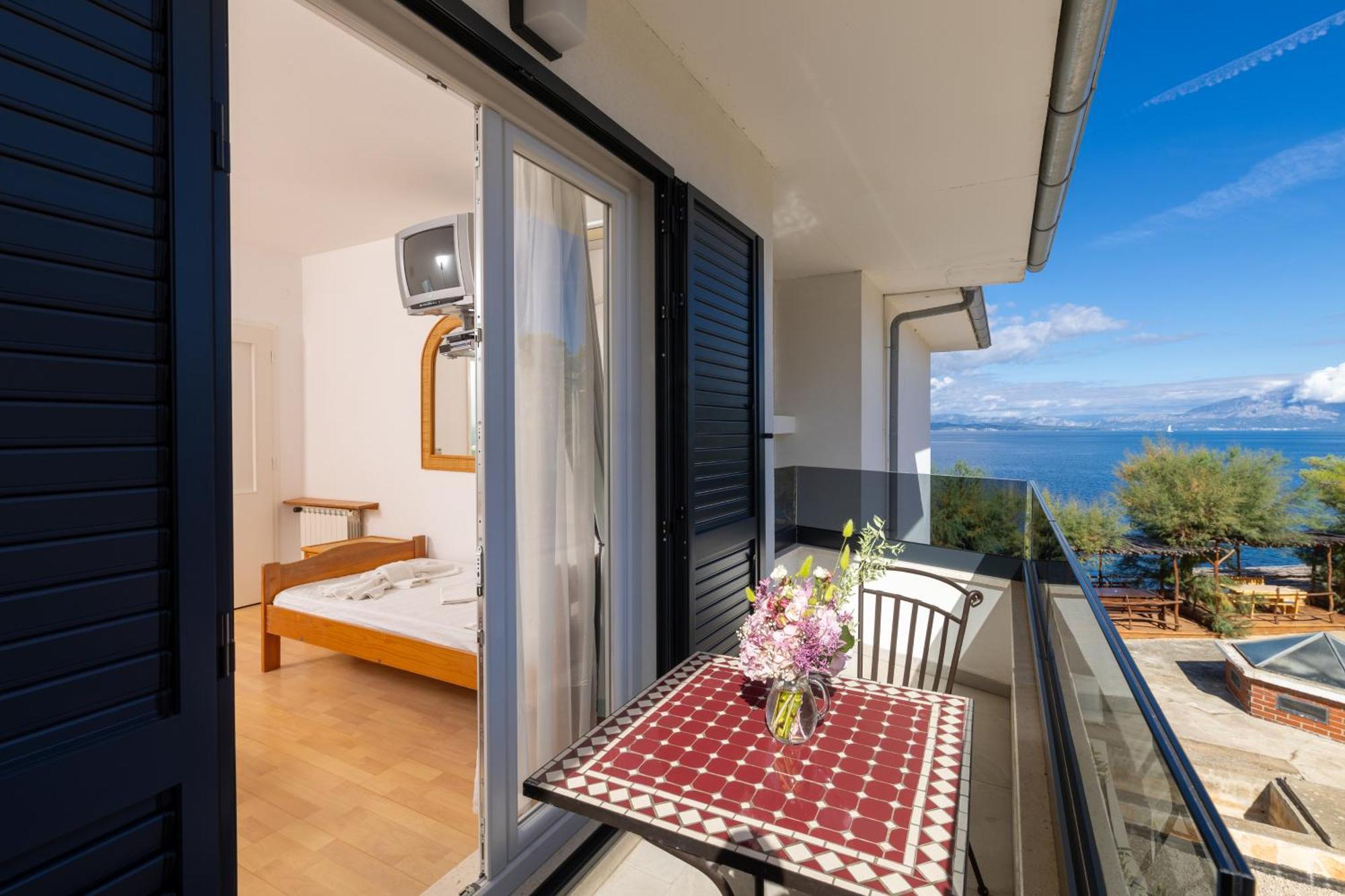 Hotel Timun Gdinj المظهر الخارجي الصورة